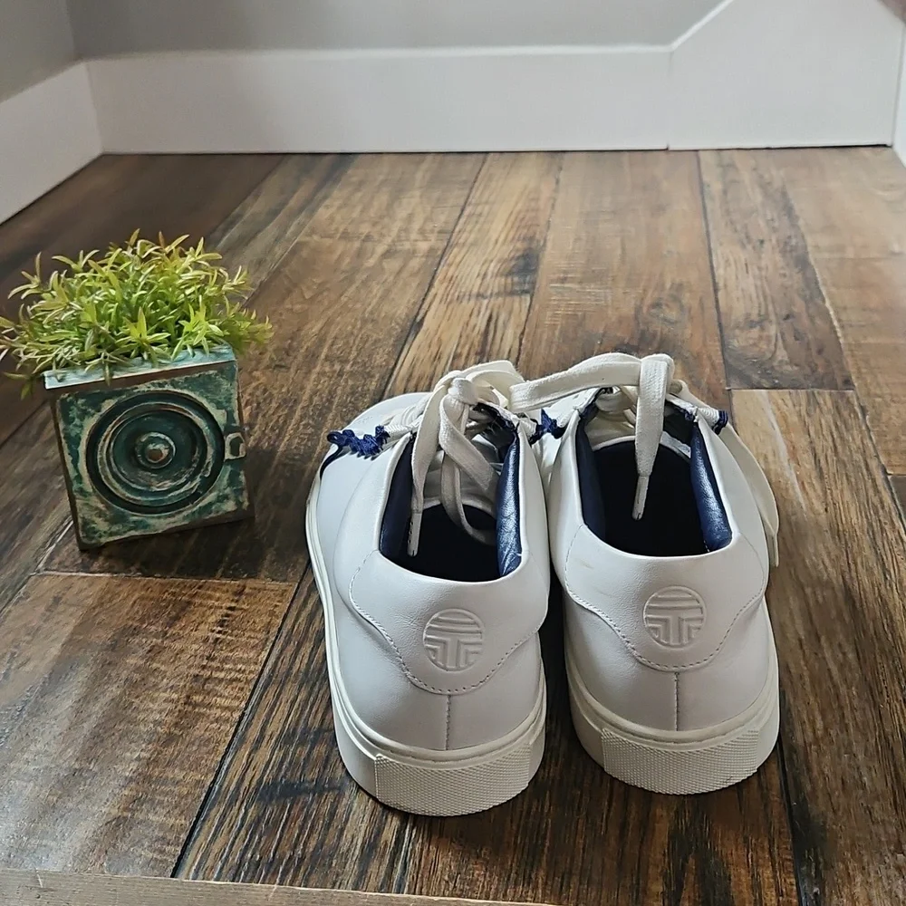 Tory Burch Women's‎ White Leather Sneakers with Navy Blue Ruffle Trim. Size